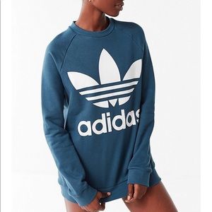 Adidas oversized sweatshirt color: blue